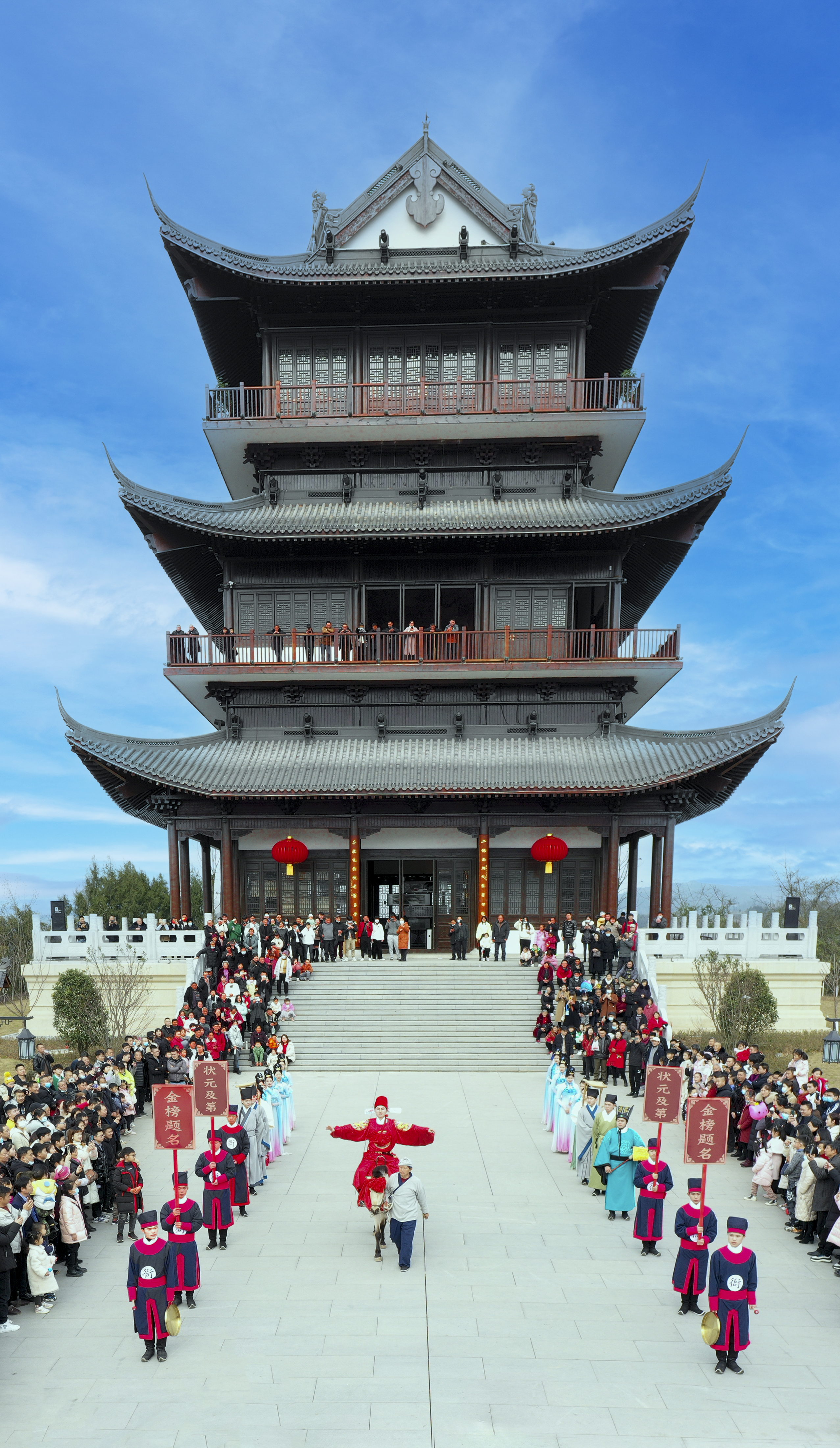 恩陽(yáng)區(qū)首屆“二月二文昌會(huì)”向游客隆重展示